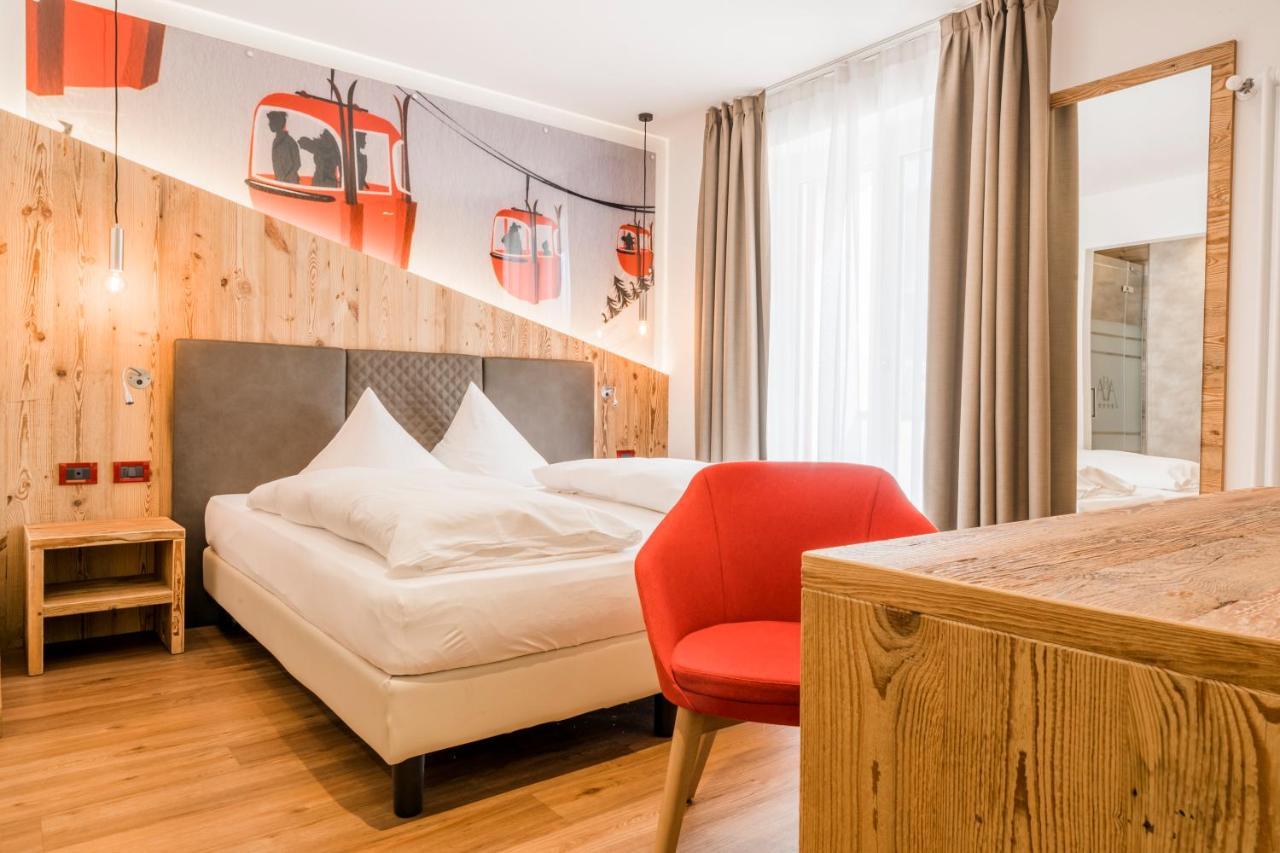 Hotel Astoria Canazei Εξωτερικό φωτογραφία