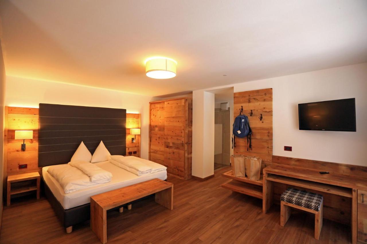 Hotel Astoria Canazei Εξωτερικό φωτογραφία