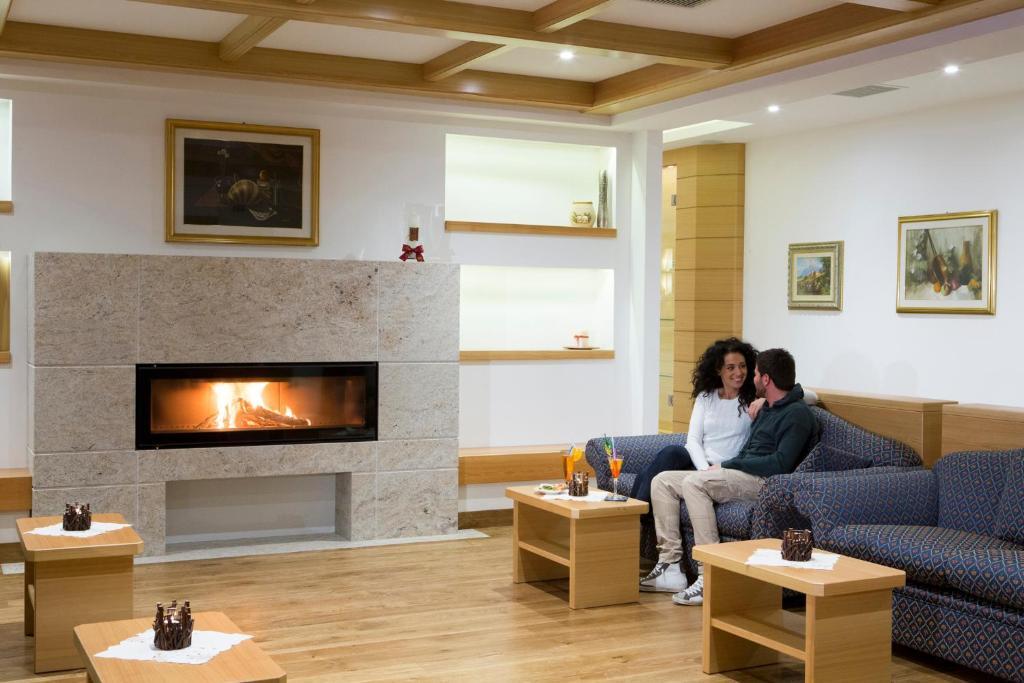 Hotel Astoria Canazei Εξωτερικό φωτογραφία