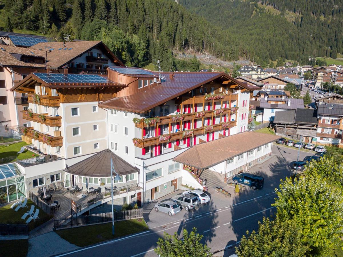 Hotel Astoria Canazei Εξωτερικό φωτογραφία